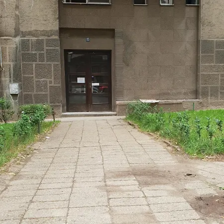 Center Iv Apartment *